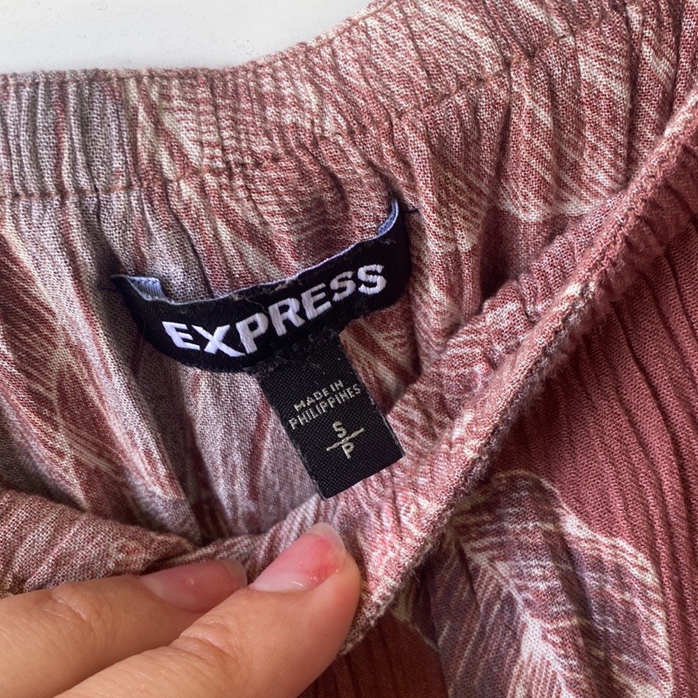 Express dress - Picture 3 of 3